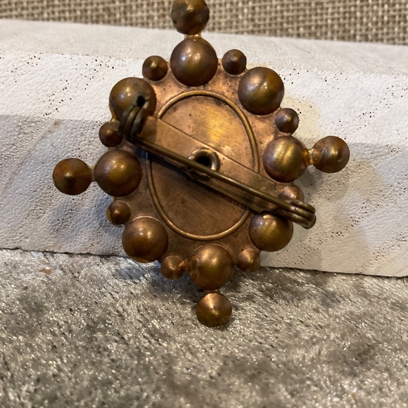 Vintage Star Shaped Black and White Cameo Surrounded by Faux Pearls, Rhinestones - Picture 2 of 2